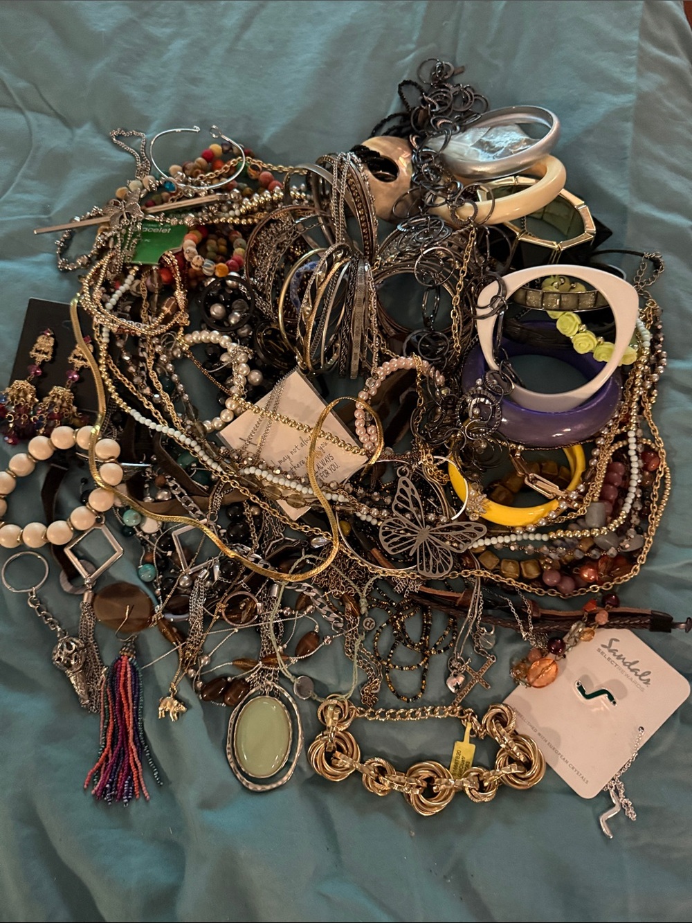 Mixed Women’s Jewelry Lot – Multicolor Bracelets & Necklaces